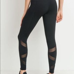 Black Highwaist Ziggy Zag Pocket Full Leggings